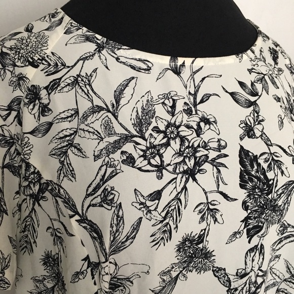 NWT Dress - Picture 5 of 8